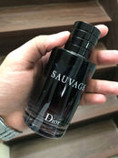 Pide 1 y Llévate 3 – Kit Premium de Perfumes para Hombre 100ml (One Million, Sauvage y Invictus) - Originales